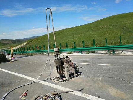 赤坎公路地基基础注浆加固